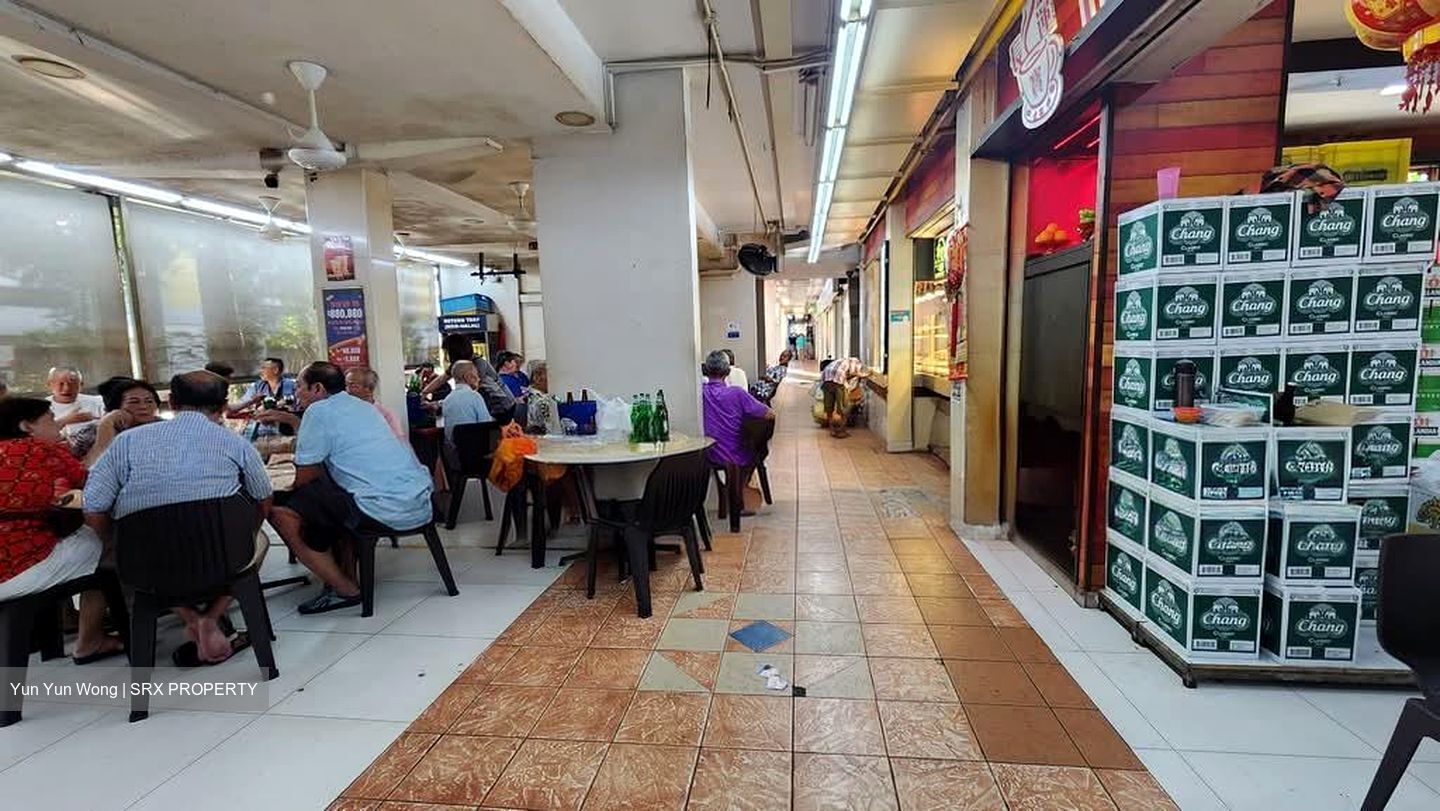Ang Mo Kio Avenue 4 (D20), Shop House #556568261